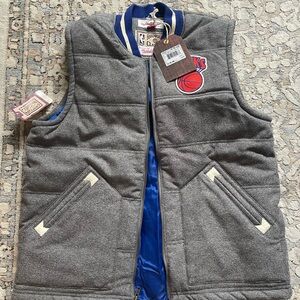 Knicks grey vest warm NWT